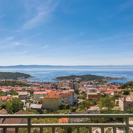 Stunning In With Kitchen Apartment Makarska