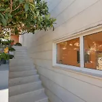 Three-bedroom In Appartement Makarska
