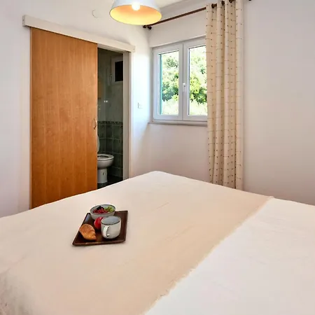 Stunning In With Kitchen *