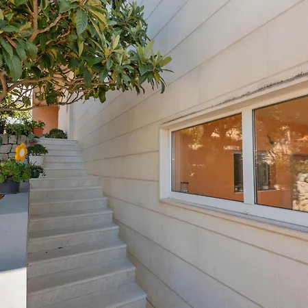 Stunning In With Kitchen Apartment Makarska